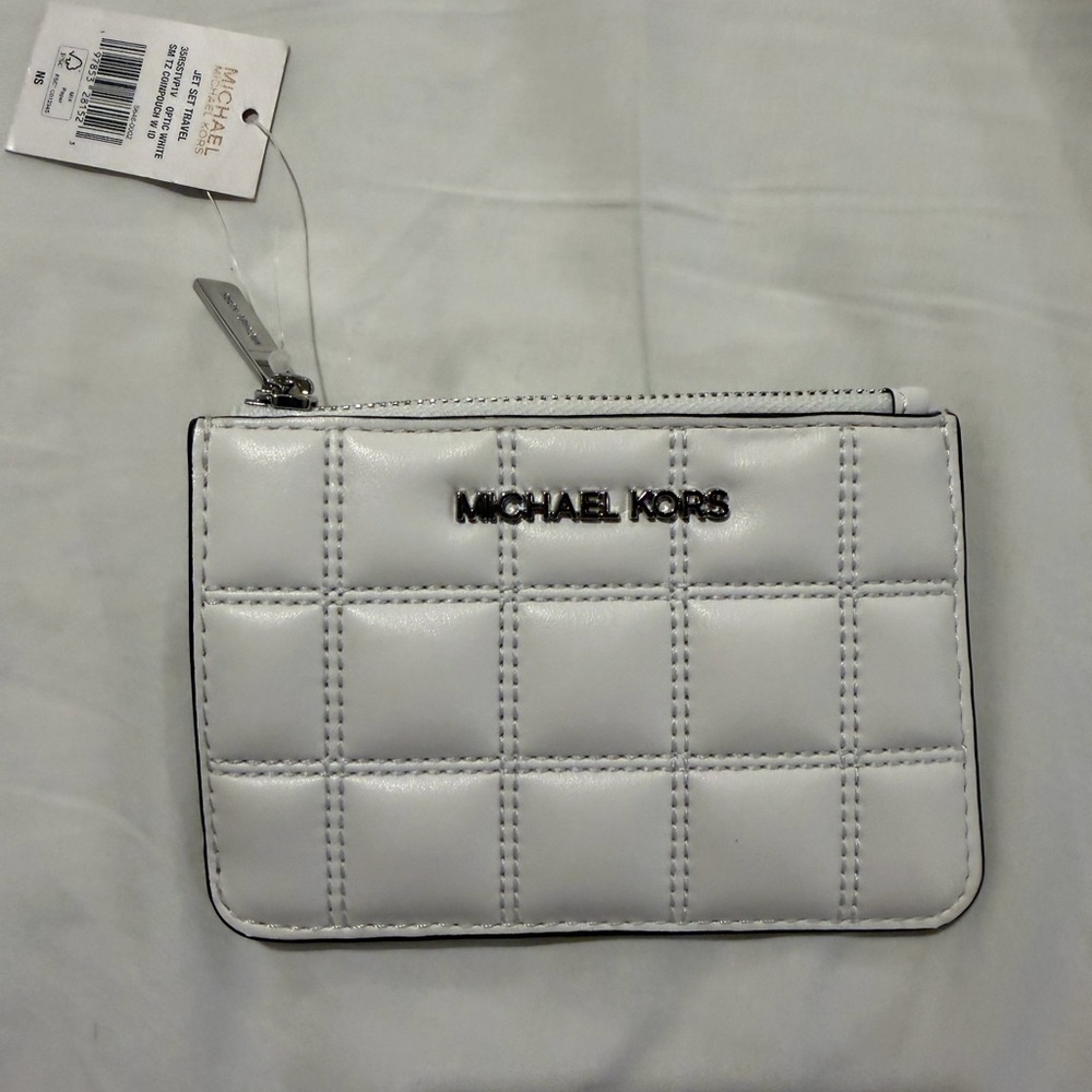 Michael Kors White Card Holder with Gold Accent